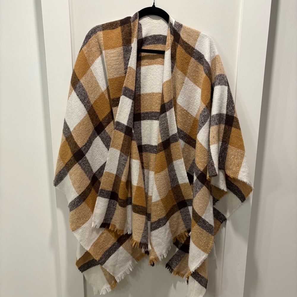 Old Navy Multicolor Knit Shawl/poncho/cape